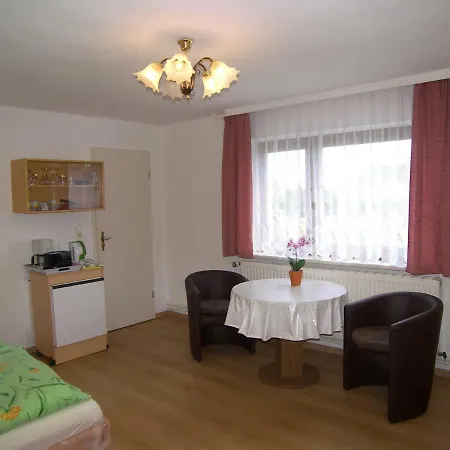 Ferienhaus Alice 10 Gehminuten Vom Strand Entfernt Homestay Heringsdorf (Usedom)