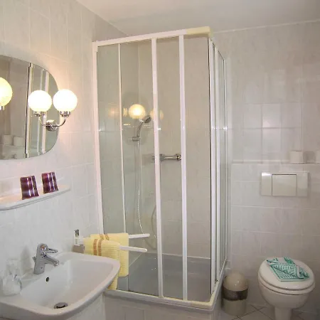 Ferienhaus Alice 10 Gehminuten Vom Strand Entfernt Homestay