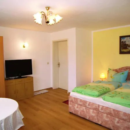Ferienhaus Alice 10 Gehminuten Vom Strand Entfernt Homestay Heringsdorf (Usedom)