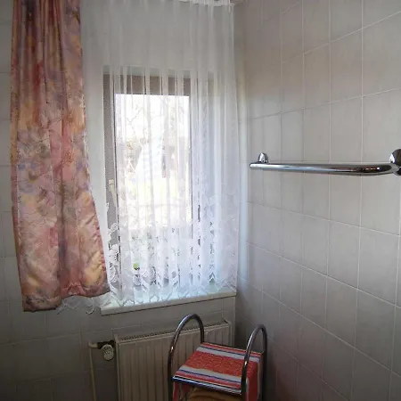 Ferienhaus Alice 10 Gehminuten Vom Strand Entfernt Homestay Heringsdorf (Usedom)